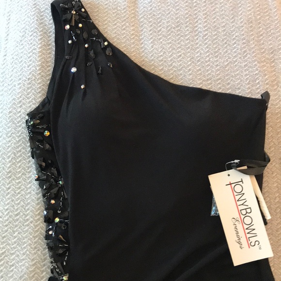 Tony Bowls Evening Gown - Picture 2 of 8